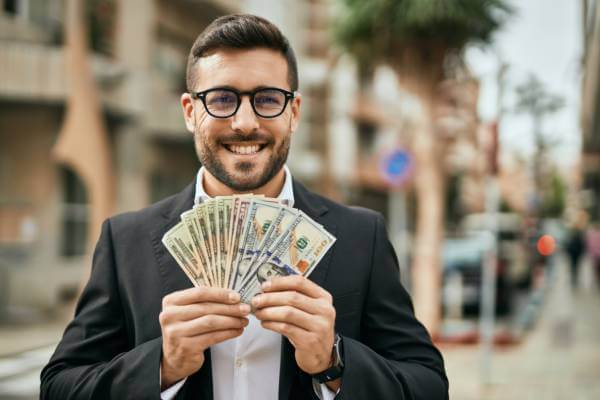 Naknada za upravnika zgrade iz redova stanara Upravnik zgrade iz redova stanara naknada